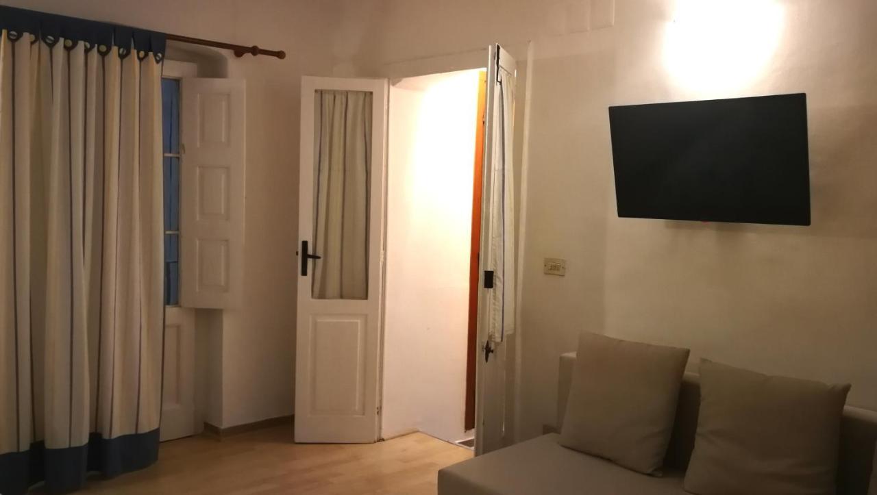 Your Shelter - Private Apartment Bari Extérieur photo