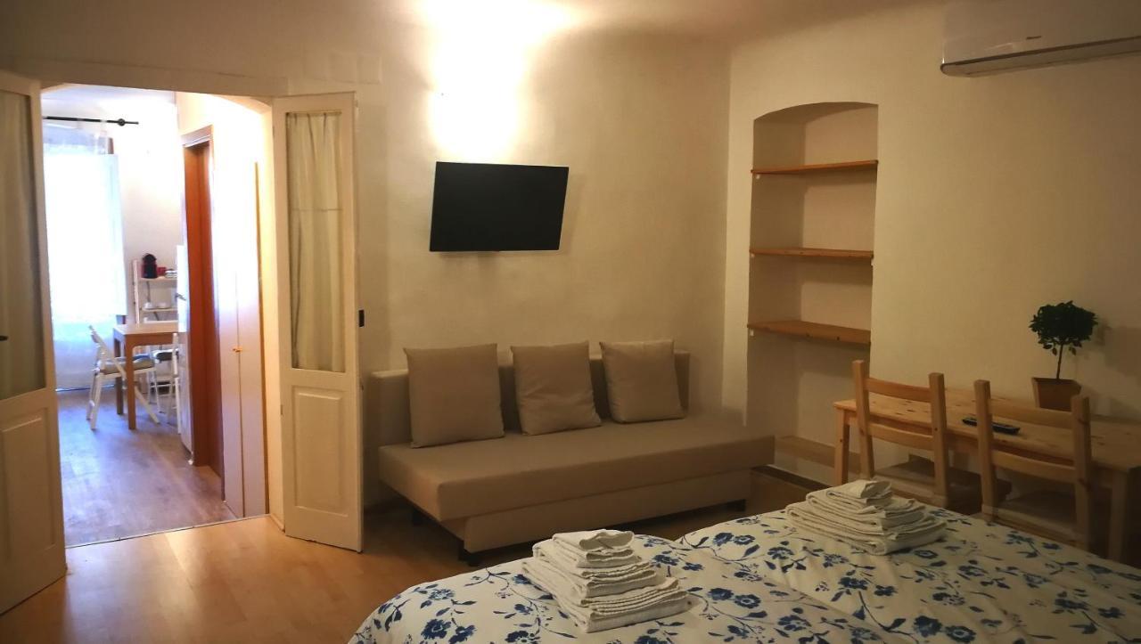 Your Shelter - Private Apartment Bari Extérieur photo